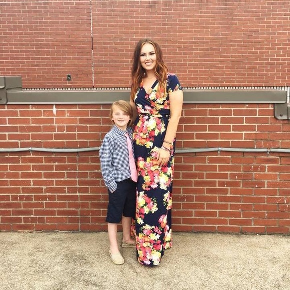 Maxi navy floral Wannabe dress size medium - Picture 1 of 5